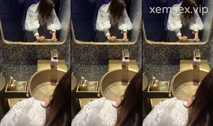 Ảnh thumbnail của Công chúa trong nhà vệ sinh