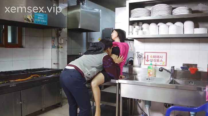 Ảnh thumbnail của Vinh quang dành cho con cặc của bạn chồng