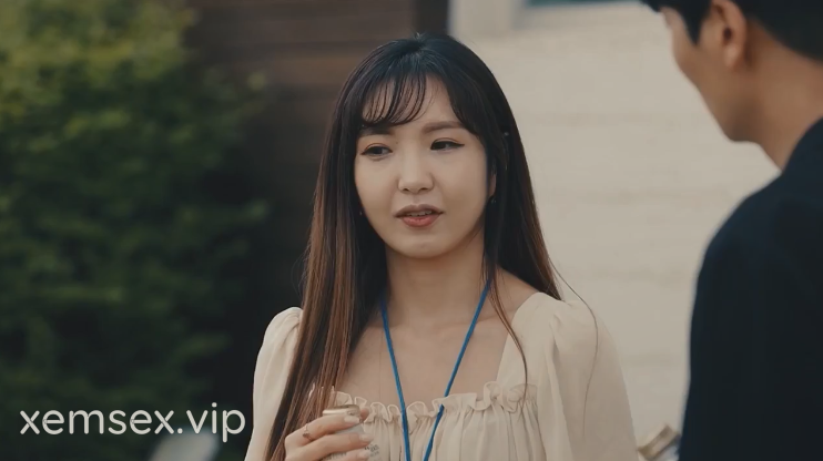 Chị em văn phòng dâm đãng